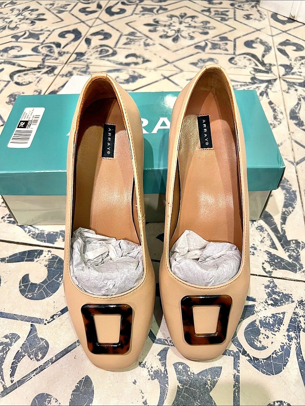 Artray Buckle Pumps in Brown US 8 New
